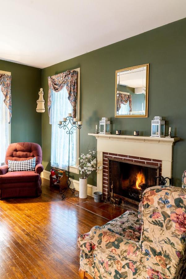 Villa Charming Executive Victorian Mansion W/ Free Parking - Near Bucknell à Milton Extérieur photo